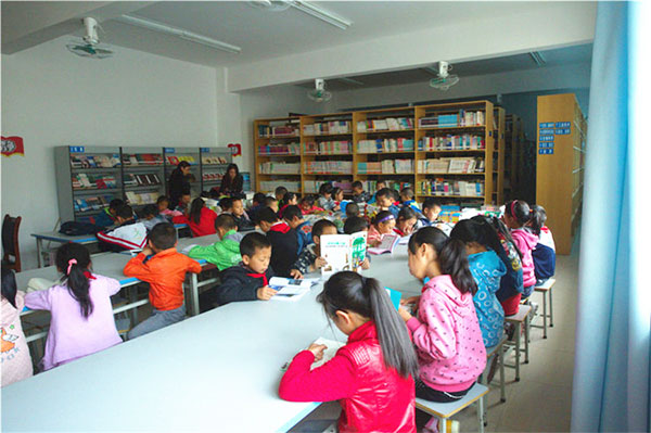 震后八年：朗朗书声传来，梦想之花开放