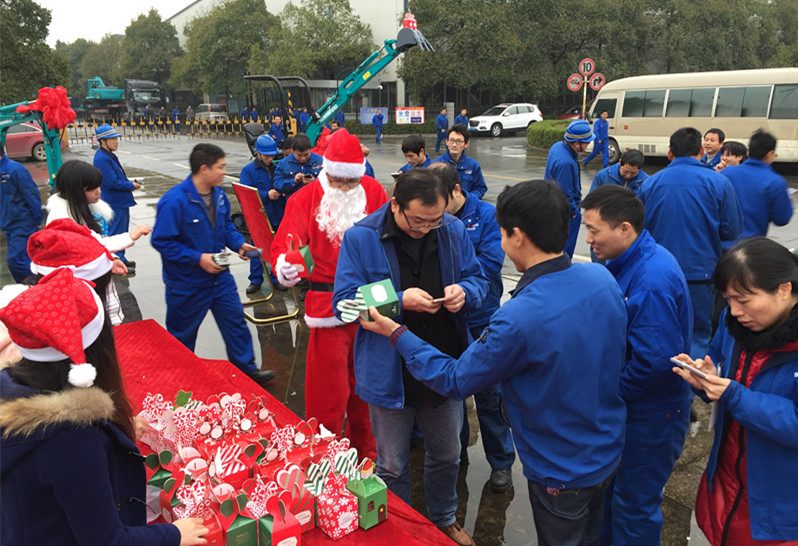 安然果驾到，功德要来到