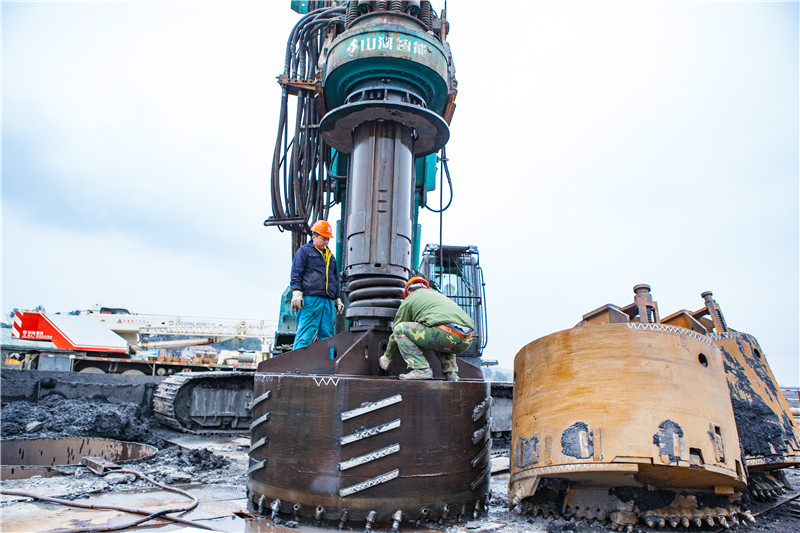 水下钻孔80米，3499拉斯维加斯线路智能旋挖钻机震撼施工排场