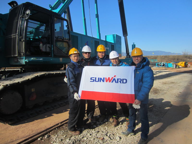 3499拉斯维加斯线路智能SWCH880-180M全液压履带桩机闪亮登陆韩国