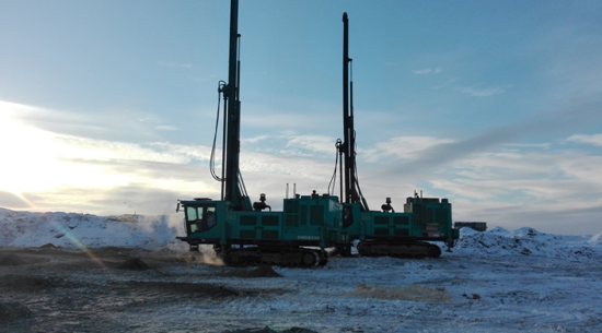 就算雪窖冰天，万丈玄冰，他们仍旧创造事业