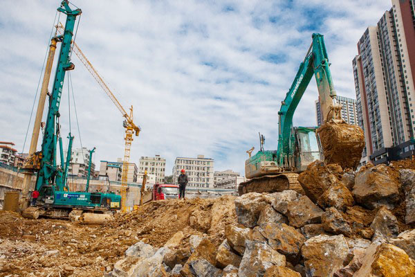 为何 SUNWARD 独霸此地？来看看施工方怎么回覆