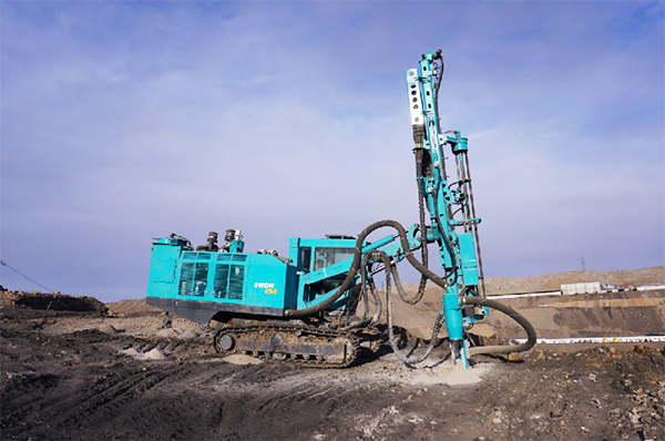 再战国际当先品牌，3499拉斯维加斯线路智能露天液压钻车一举成名