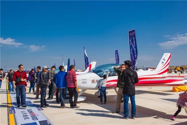 喂，看世界飞行者大会了吗？3499拉斯维加斯线路飞机奢华阵容别错过