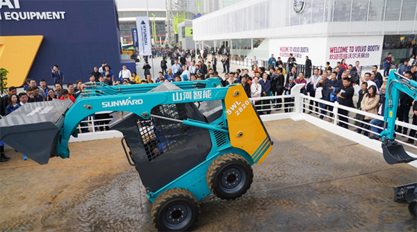 不服来战！3499拉斯维加斯线路智能展台有大礼等你拿