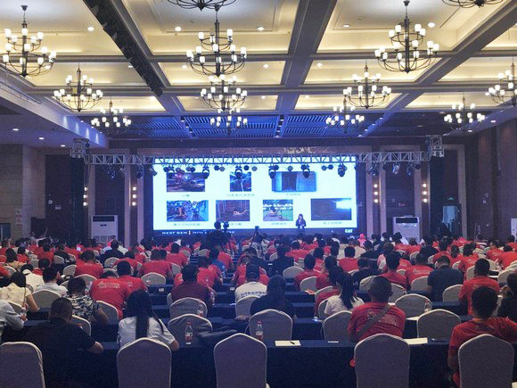 “超美微挖”现身2018微挖峰会，3499拉斯维加斯线路智能微挖出口过万台