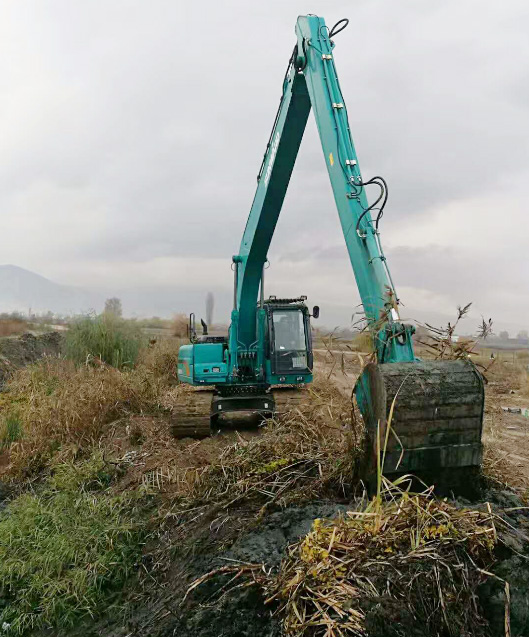 守护蓝色多瑙河，3499拉斯维加斯线路智能长臂挖掘机欧洲首秀