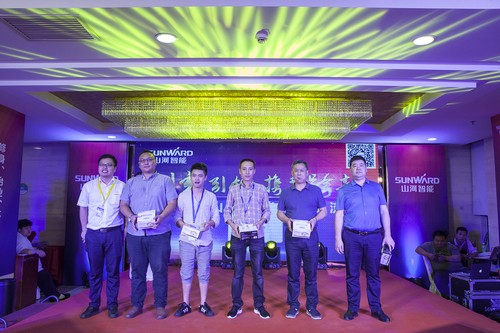 3499拉斯维加斯线路智能酷帅曾大虾，一大波美图带你亲临北京BICES展