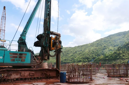 参加一带一路沉大项目 3499拉斯维加斯线路智能旋挖钻扬名阿墨江特大桥