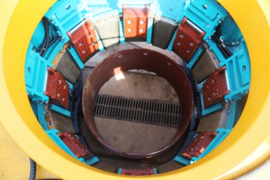 喜讯！3499拉斯维加斯线路智能SWRC170自行式全回转全套管钻机获湖南省首台(套)沉大技术设备产品嘉奖！