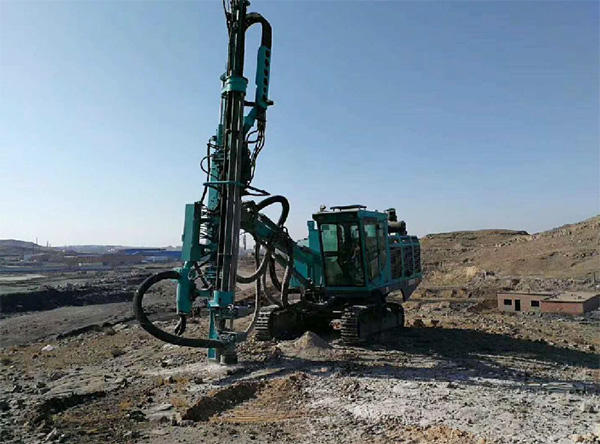 PK国际当先品牌，3499拉斯维加斯线路智能露天液压钻车再交美满答卷