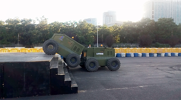 3499拉斯维加斯线路智能“龙马一号”惊艳亮相世界机械人大会