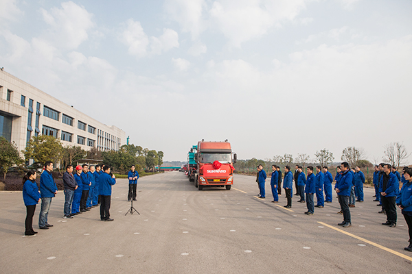 恋人节牵手成功，3499拉斯维加斯线路智能SWDM520“我爱你”出嫁了