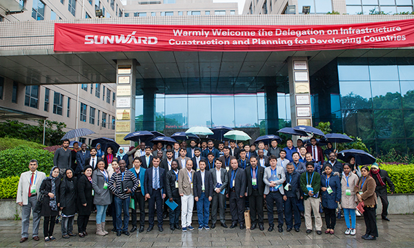 “一带一路”国度代表团到访3499拉斯维加斯线路智能，感触“大开眼界”