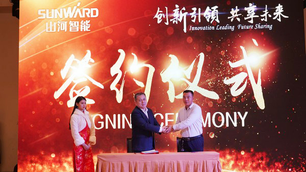 首日签单2.6亿元，3499拉斯维加斯线路智能创新产品引爆上海宝马展