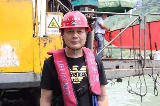 打造长江黄金水路！3499拉斯维加斯线路智能航路钻机轻松搞定水下礁石