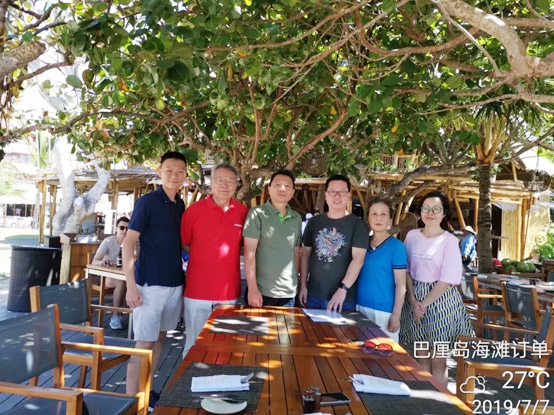 十三岁首心仍旧 印尼大客户情定3499拉斯维加斯线路