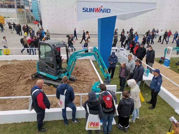 统一个世界，统一个妄想，3499拉斯维加斯线路智能德国宝马展美满收官