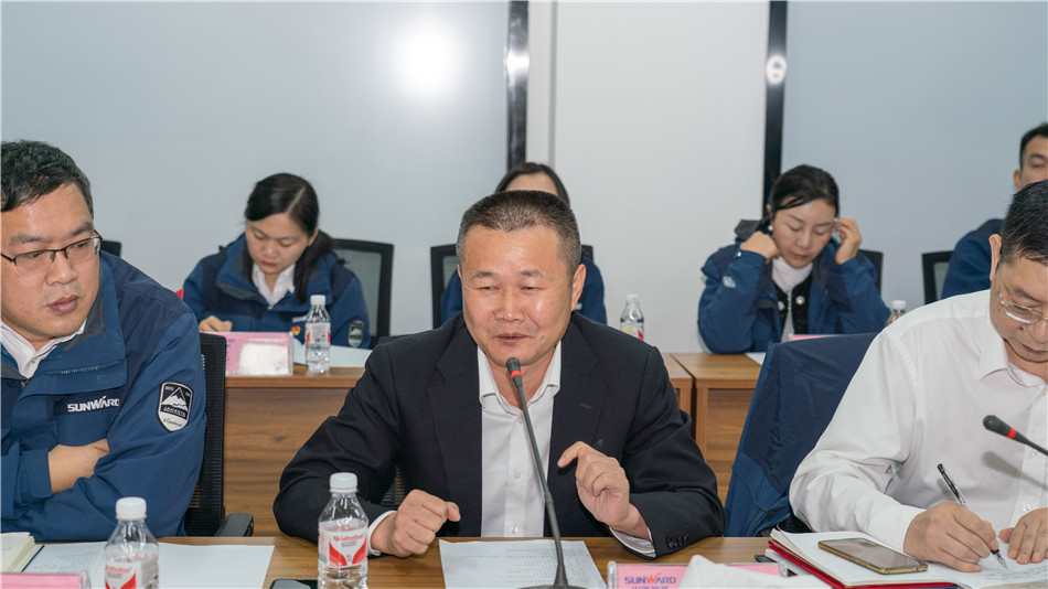 3499拉斯维加斯线路智能进行主题教育进建钻研会暨员工活动中心开幕典礼