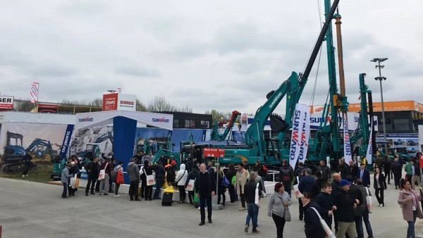 向世界展示中国“智造”魅力，3499拉斯维加斯线路智能携创新阵容闪灼德国宝马展