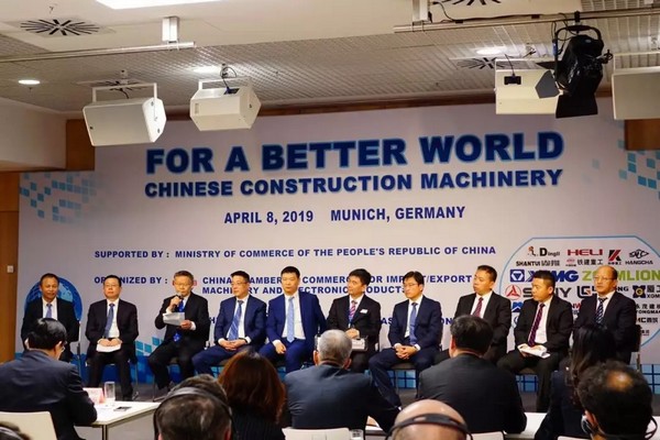 “三个率先」毓示3499拉斯维加斯线路挖掘机欧洲发展过程