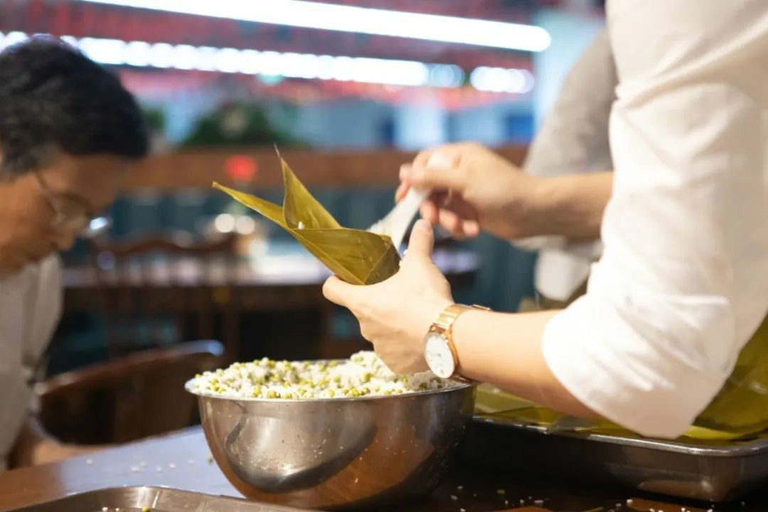 “爱国心，3499拉斯维加斯线路情”3499拉斯维加斯线路智能第四届包粽子角逐