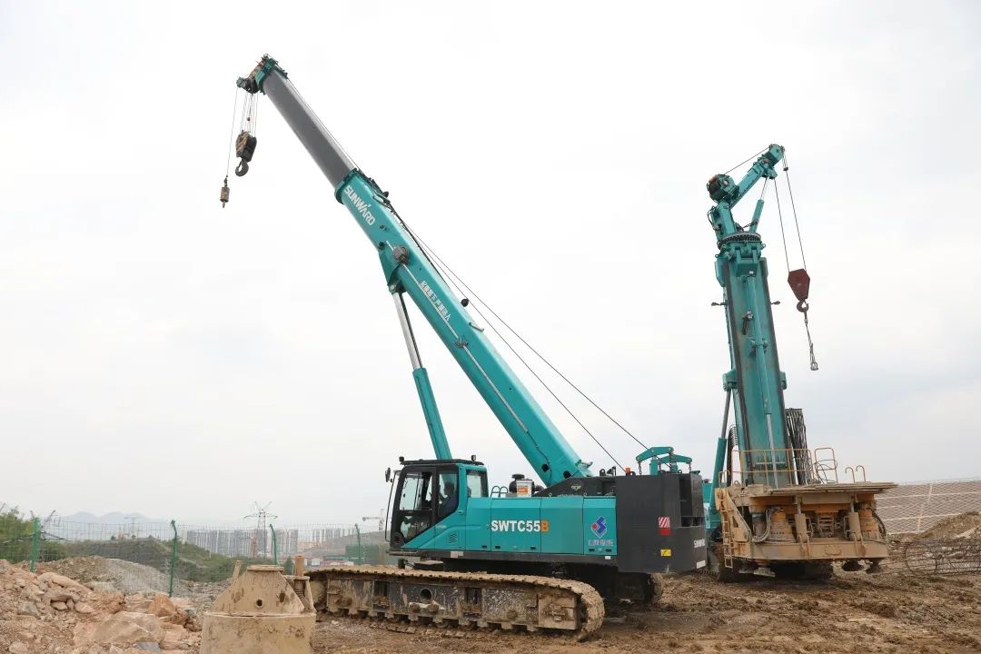 3499拉斯维加斯线路机群“染绿”贵阳机场扩建工地