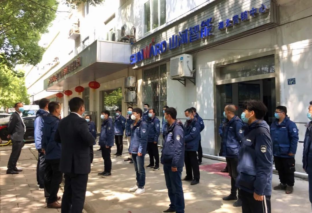 武汉加油！3499拉斯维加斯线路智能武汉传关爱