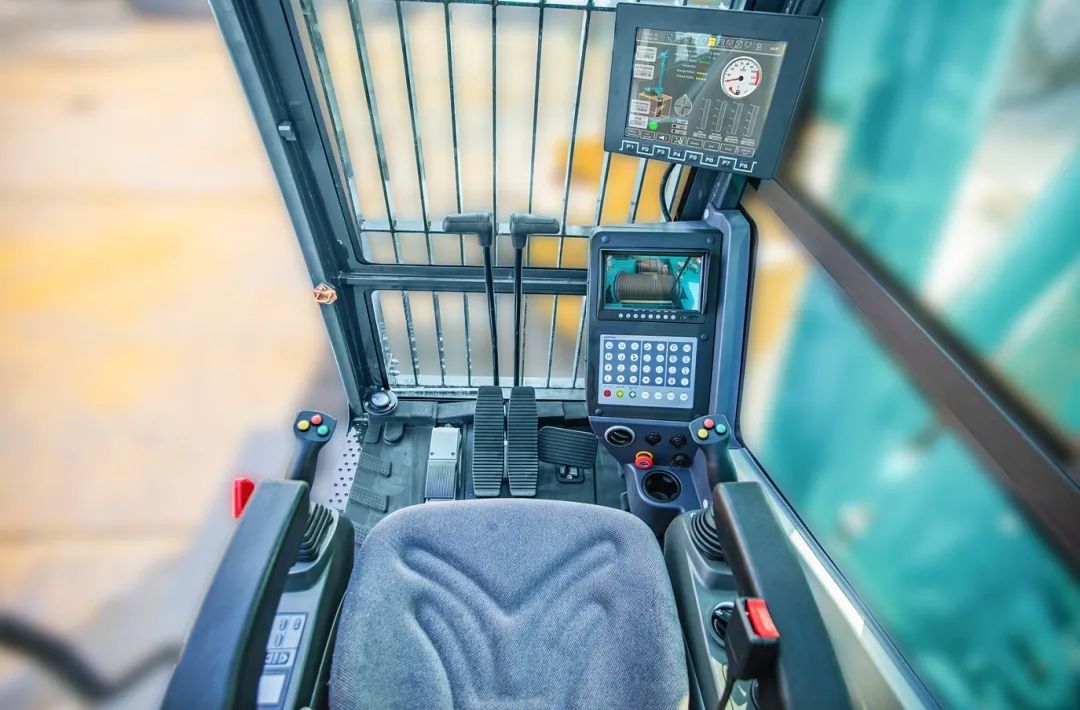 入岩家族添新丁，SWDM400旋挖钻机批量上市