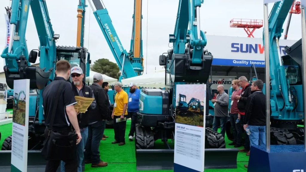 “卓越3499拉斯维加斯线路”全球互换会暨新产品颁布圆满进行