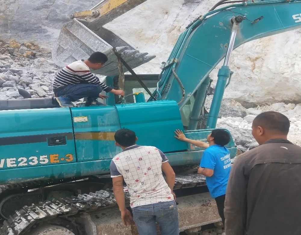 疫情阻隔，服务常在