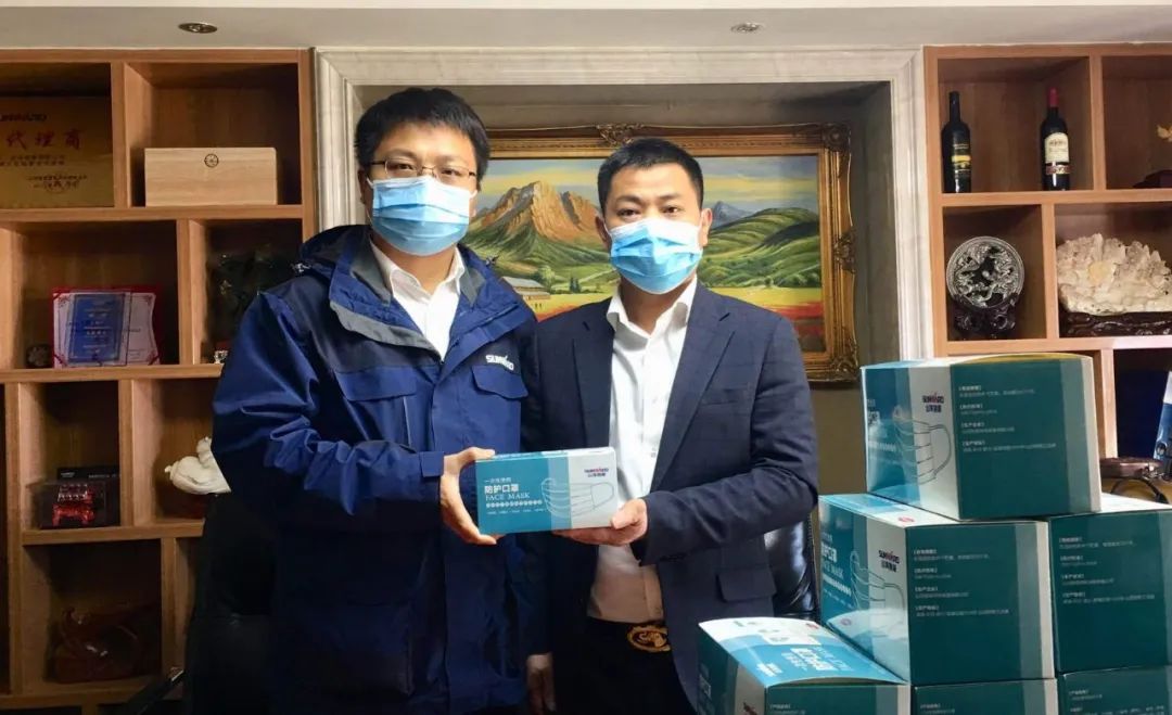 武汉加油！3499拉斯维加斯线路智能武汉传关爱