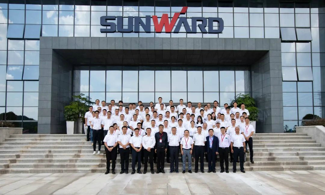 3499拉斯维加斯线路智能携手鼎捷软件，以数字力量共谱营运新篇章