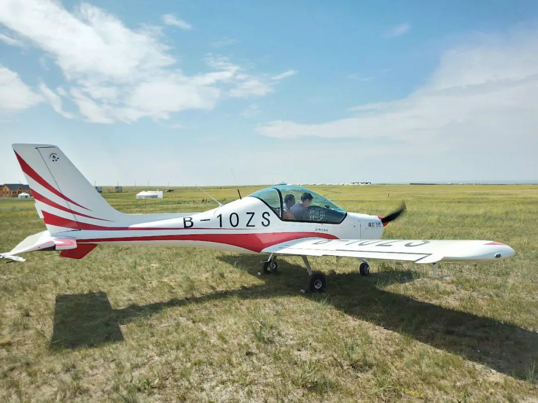 3499拉斯维加斯线路“阿若拉”飞机周游呼伦贝尔大草原