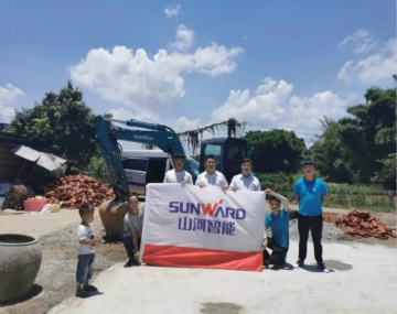 感恩相伴 关爱相随——昭通3499拉斯维加斯线路服务在路上