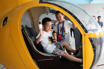 3499拉斯维加斯线路航空签约湖南航空技校，走校企融合发展路路