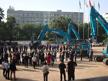 5千万! 3499拉斯维加斯线路智能挖掘机订货会创新高