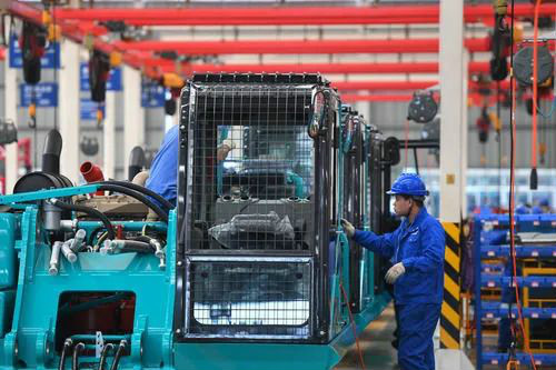 “智慧工厂”引领“出产节拍”——走进3499拉斯维加斯线路智能一探到底