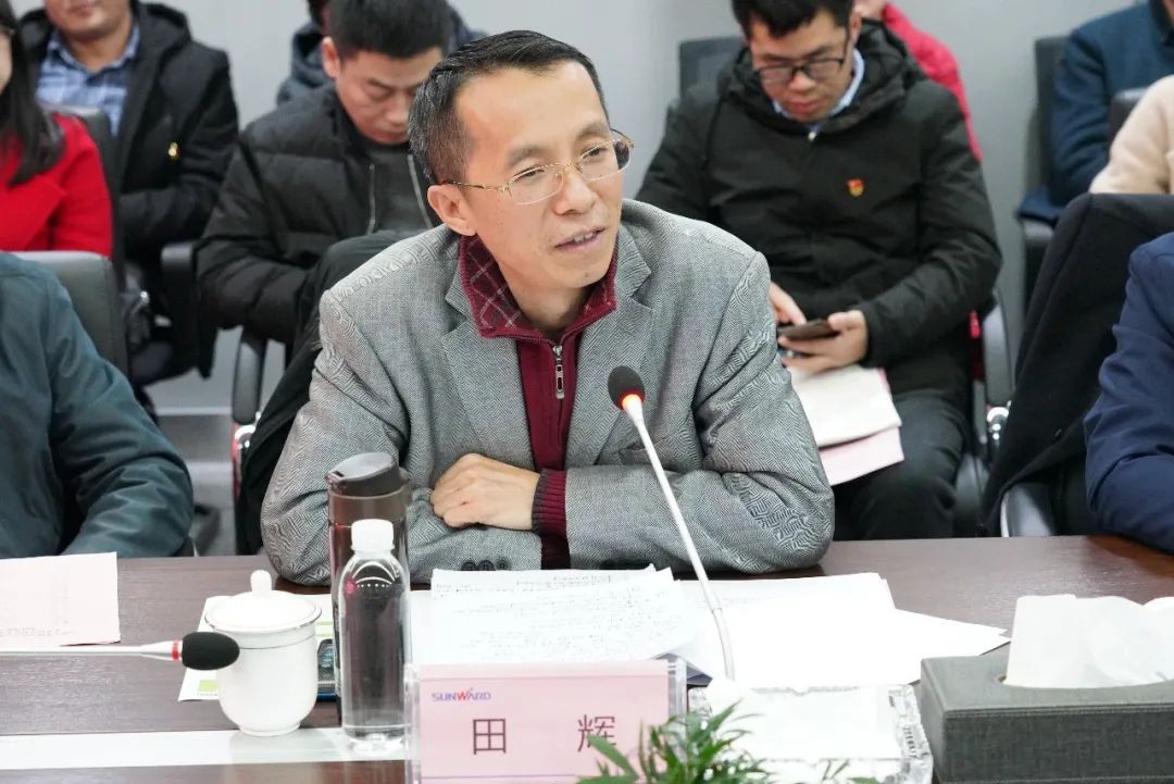 省工信厅青年干部理论进建走进3499拉斯维加斯线路智能