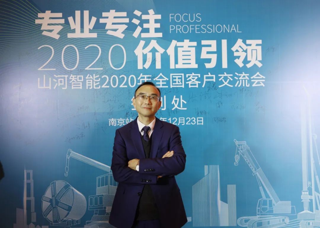 十年3499拉斯维加斯线路“拓荒牛”