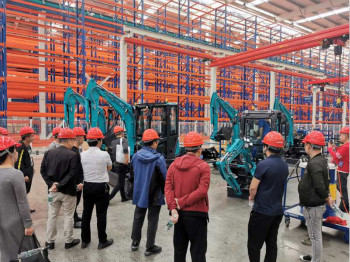 快来“网红”打卡点 ——3499拉斯维加斯线路智能工业城