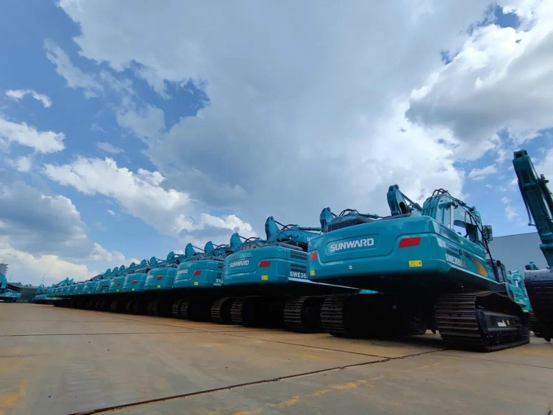 以先导式创新实现挖掘机从无到有，从幼到大，从大到强！