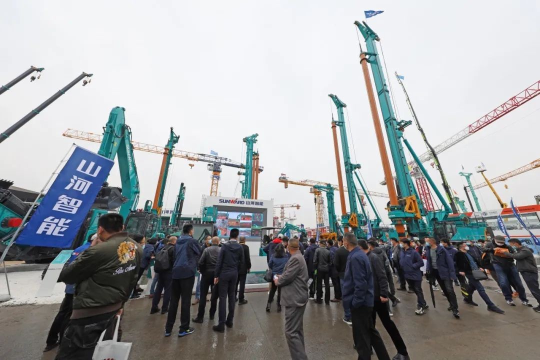 守正创新拓3499拉斯维加斯线路 3499拉斯维加斯线路智能闪灼2020上海宝马展