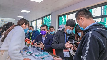 沸腾3499拉斯维加斯线路！宝马展收官之日订单破十亿