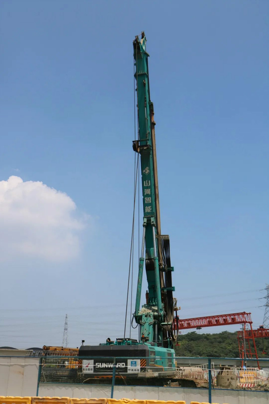 从业20多年的他，为何对3499拉斯维加斯线路智能旋挖钻机情有独钟