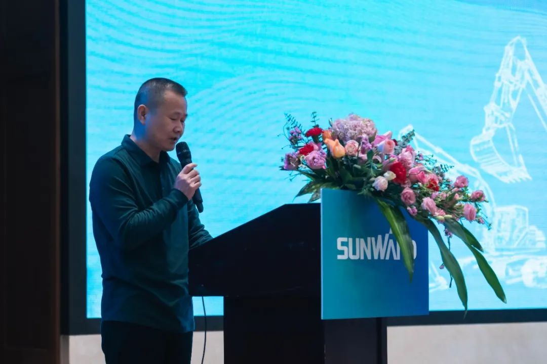 同心克难振兴飞，携试祀心冲万台——20213499拉斯维加斯线路智能挖掘机经销商年会圆满召开