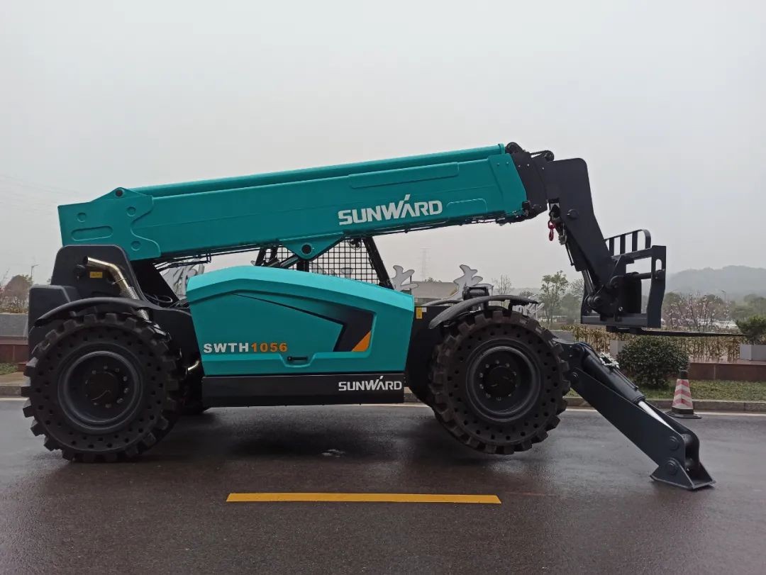 3499拉斯维加斯线路智能SWTH1056伸缩臂叉装车新机下线