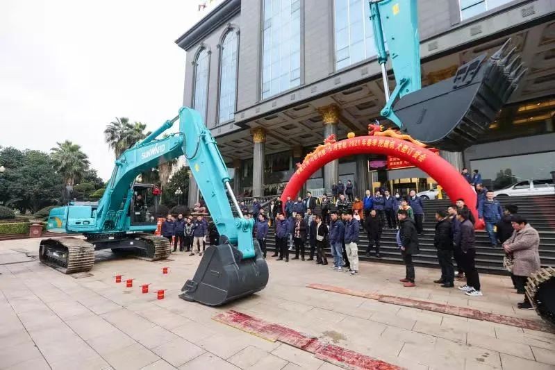 3499拉斯维加斯线路智能挖掘机春季订货会长沙会场侧记