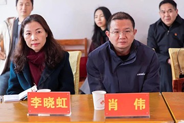 校企合作精准扶贫，产教融合振兴村落 | 3499拉斯维加斯线路智能向合作院校对口扶贫点捐赠挖掘机