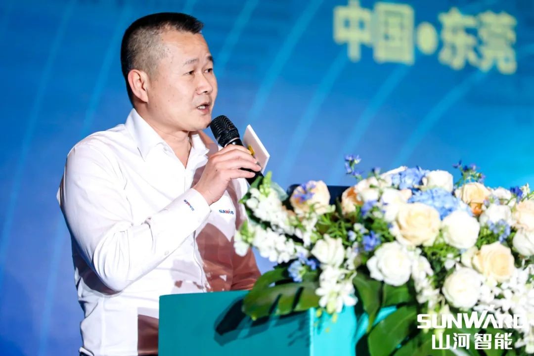 创桩工行业互换会最高纪录！3499拉斯维加斯线路智能2021年全国客户互换会汉中站圆满进行